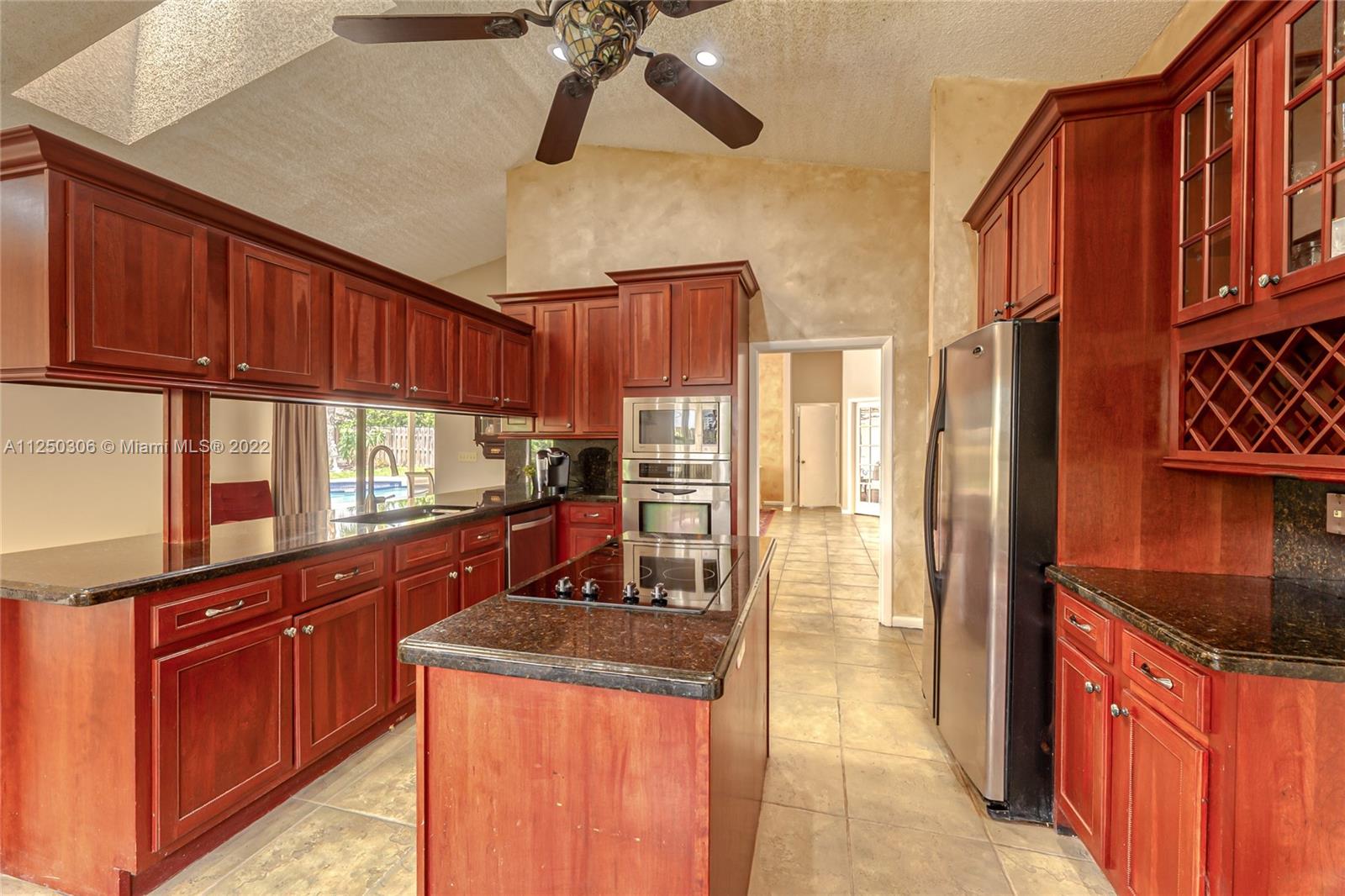 1211 NW 95th Ave