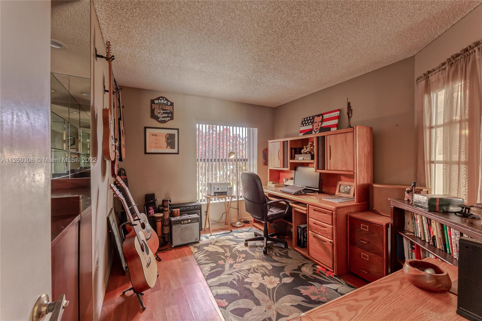 1211 NW 95th Ave