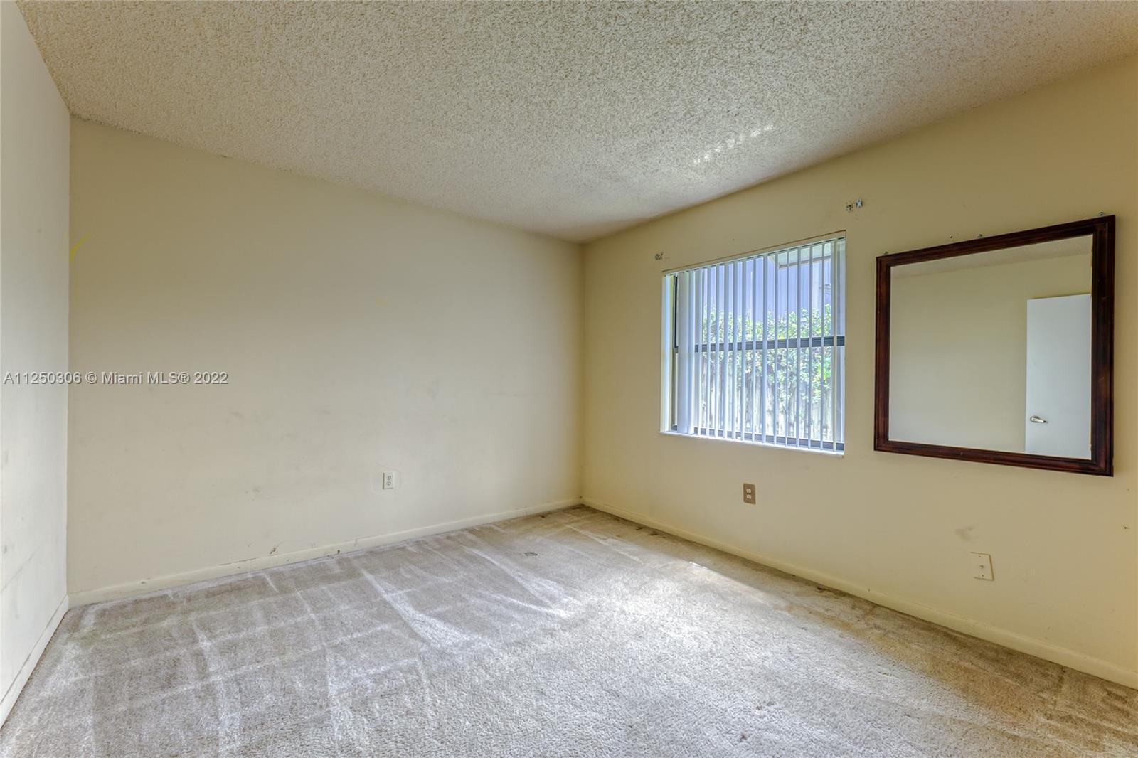 1211 NW 95th Ave