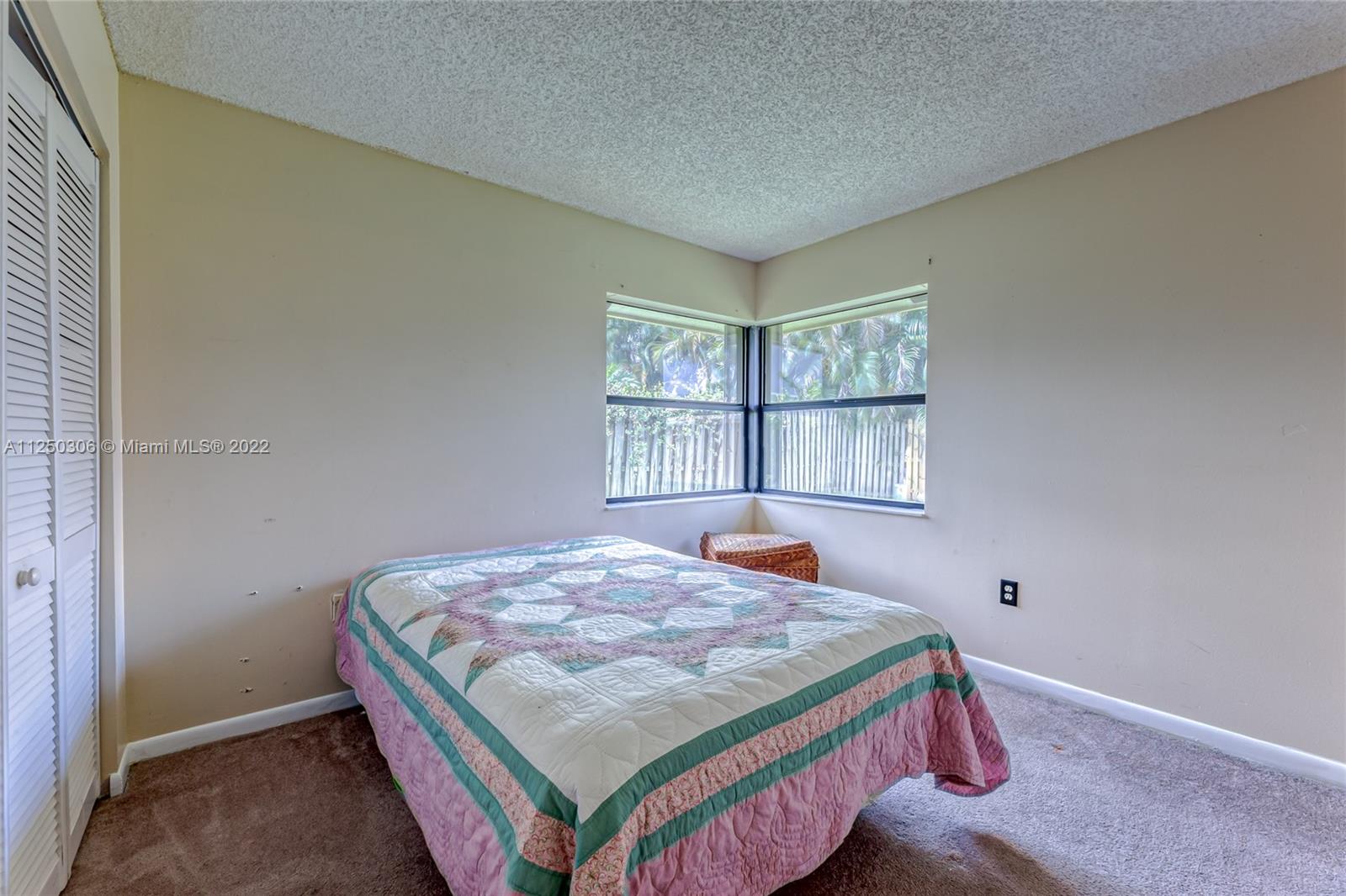 1211 NW 95th Ave