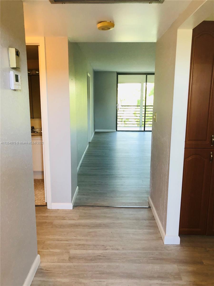 1001 Colony Point Cir Unit: 411