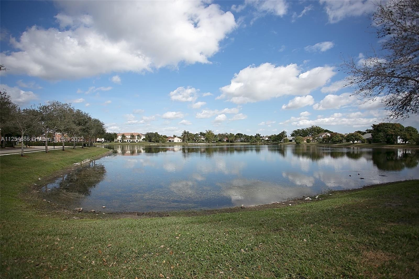 2409 SW 99th Way