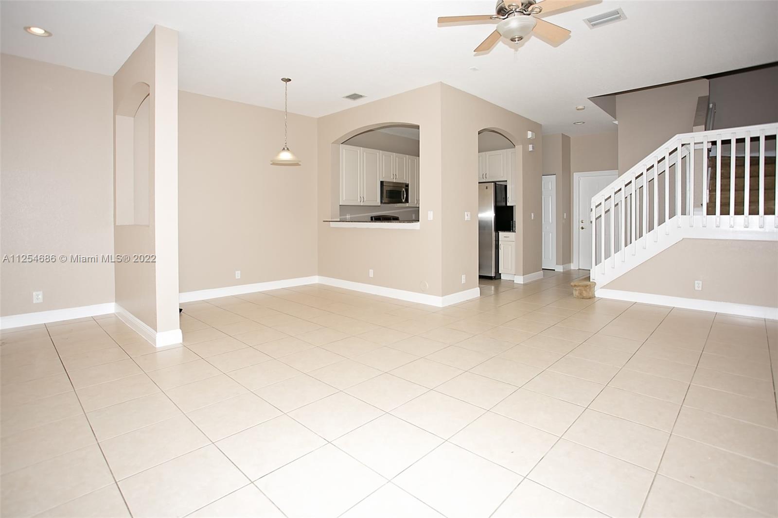 2409 SW 99th Way