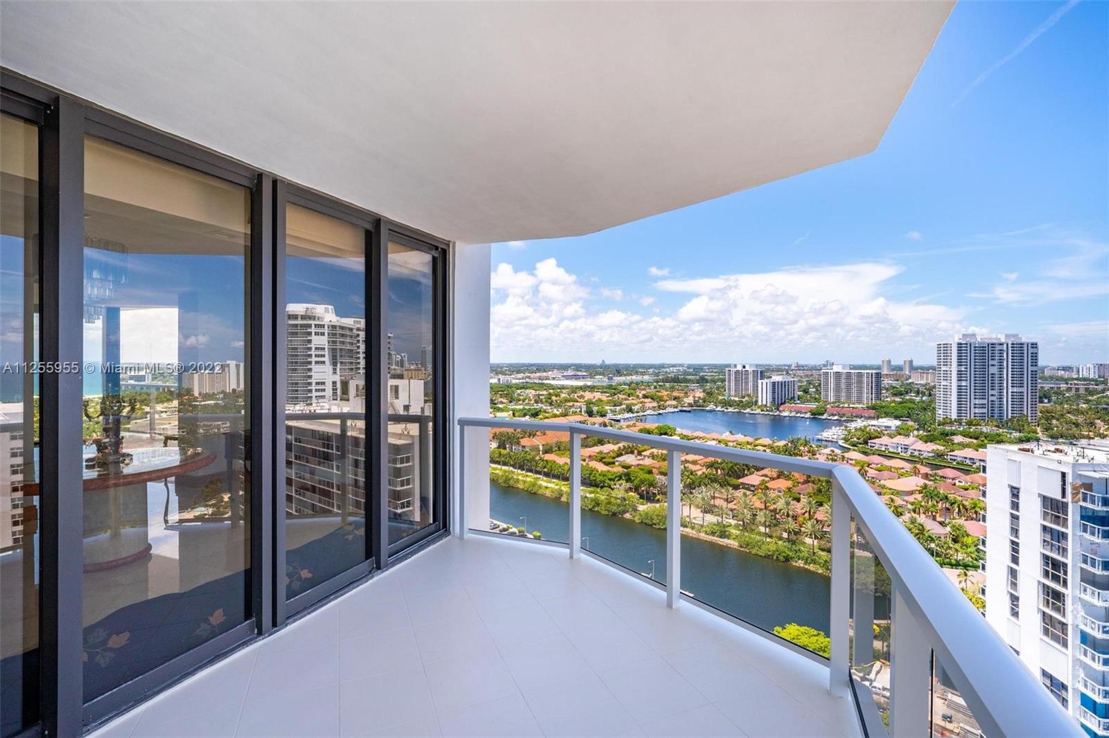 20281 E Country Club Dr Unit: 2302