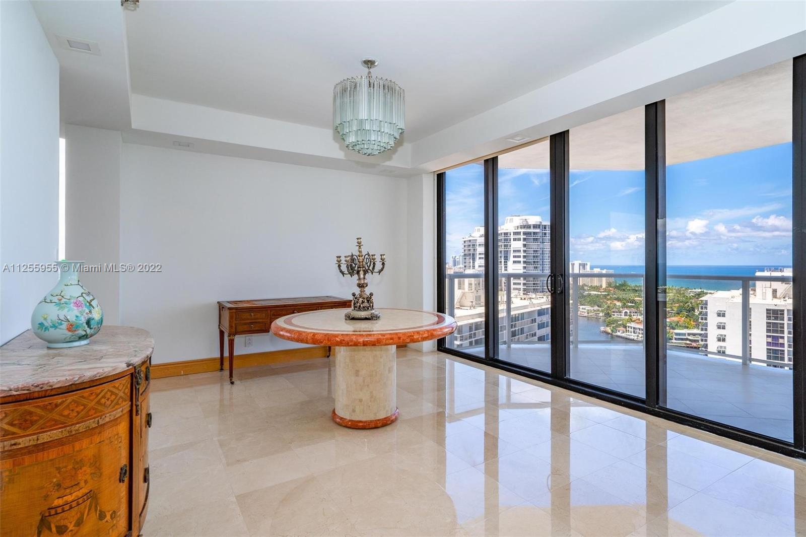 20281 E Country Club Dr Unit: 2302