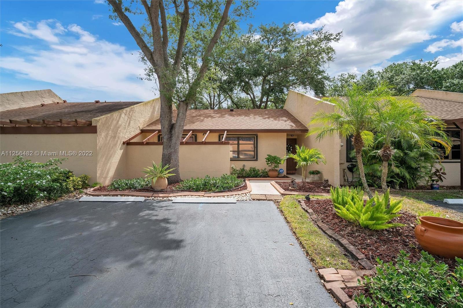 1521 NW 98th Way Unit: 1521