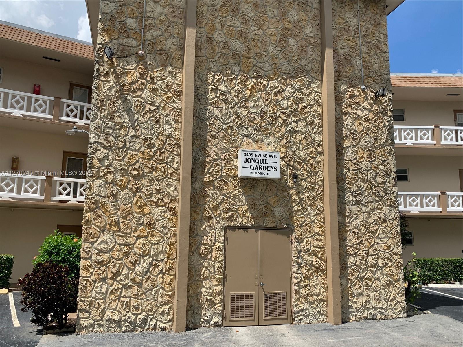 3405 NW 48th Ave Unit: 602