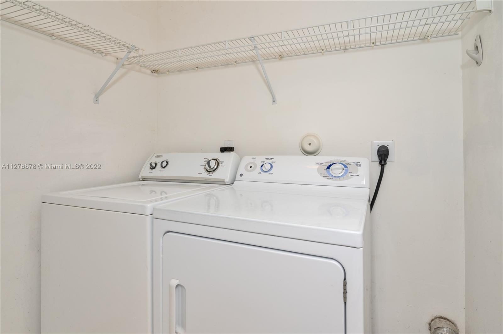 525 Racquet Club Rd Unit: 48