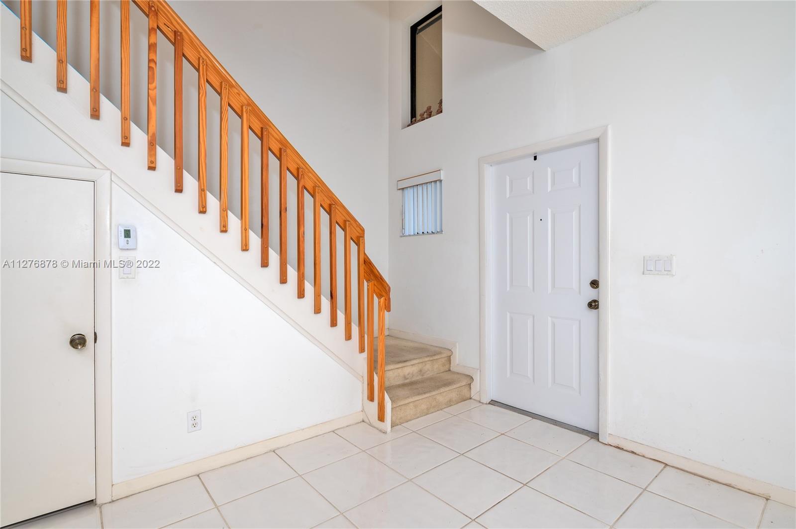 525 Racquet Club Rd Unit: 48