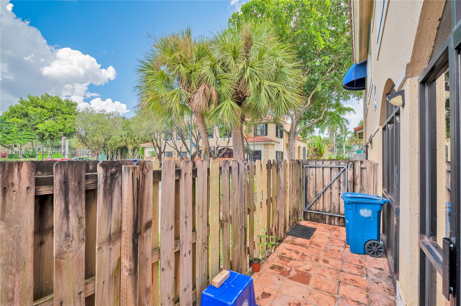525 Racquet Club Rd Unit: 48