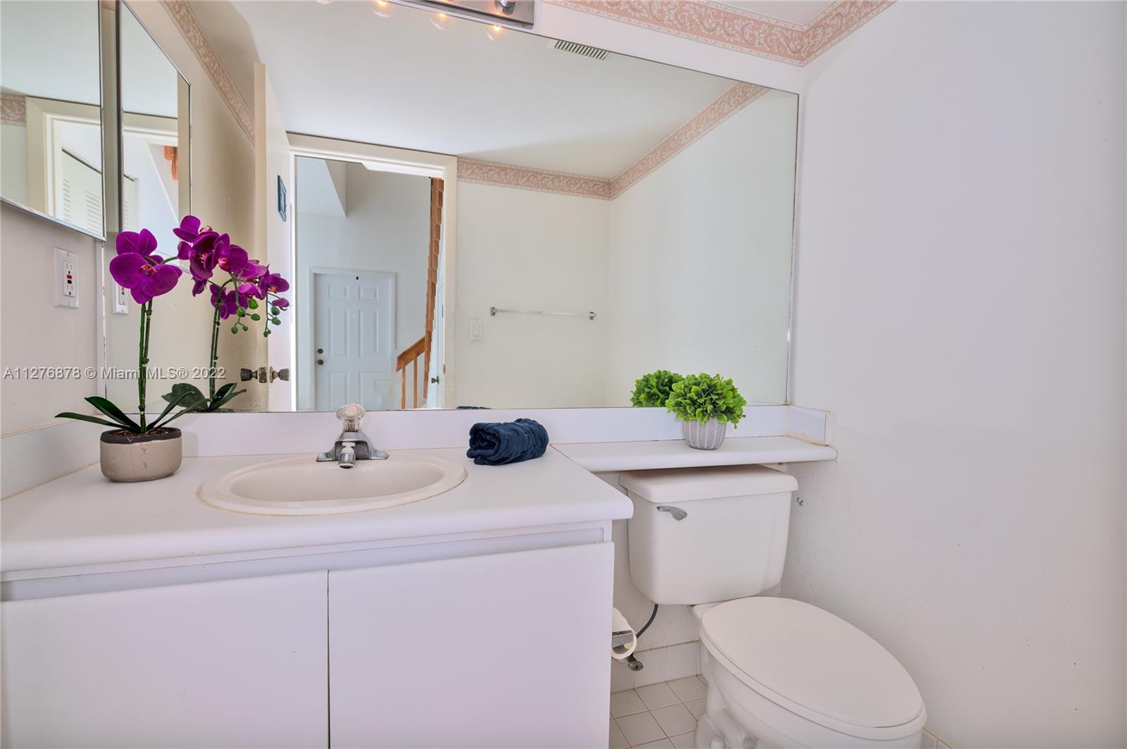 525 Racquet Club Rd Unit: 48