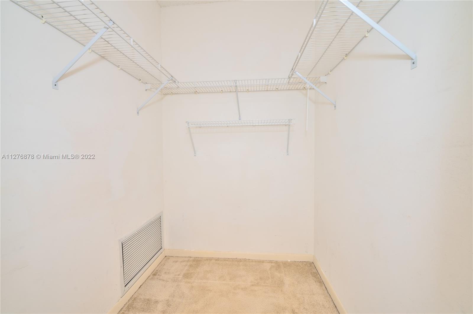 525 Racquet Club Rd Unit: 48