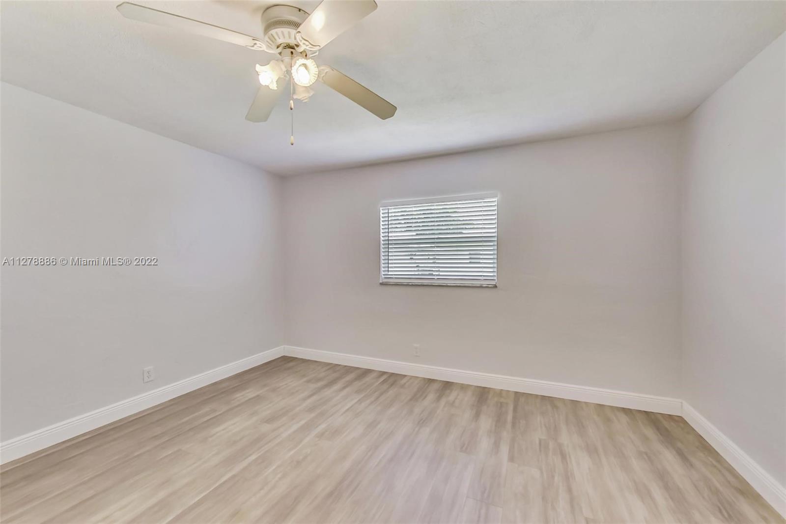 7421 NW 70th Ave