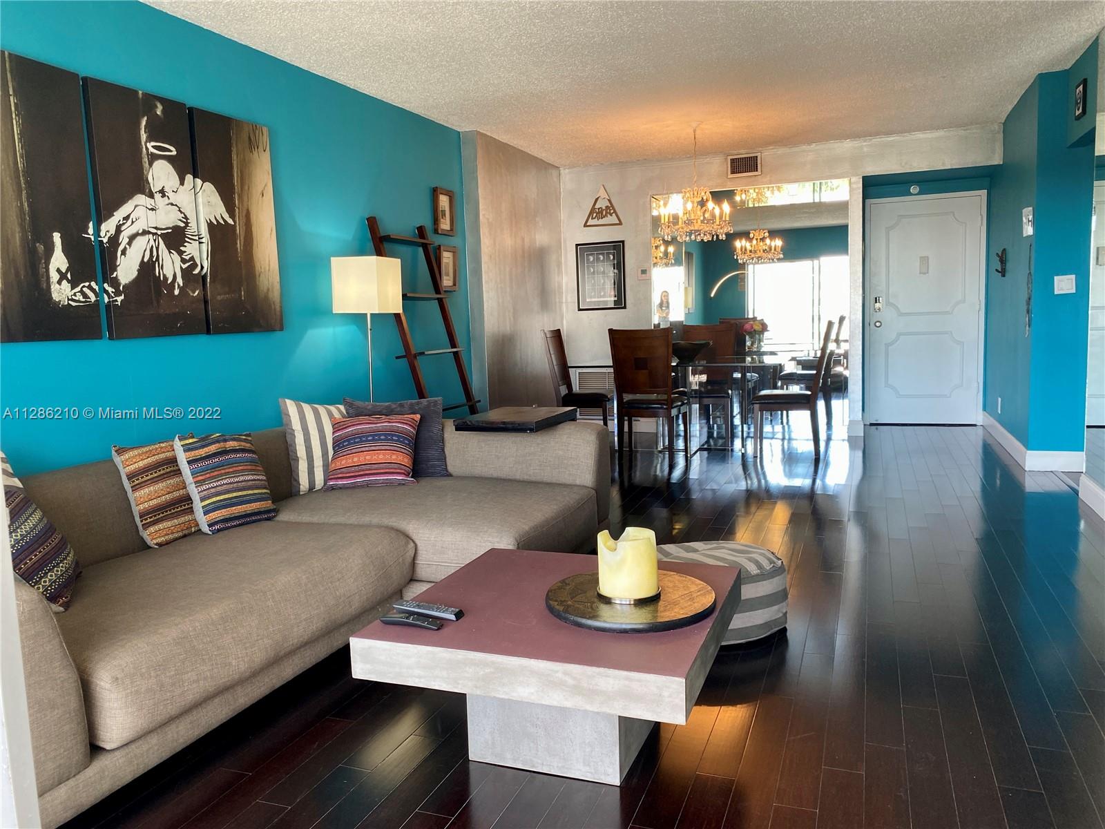 4200 Hillcrest Dr Unit: 914