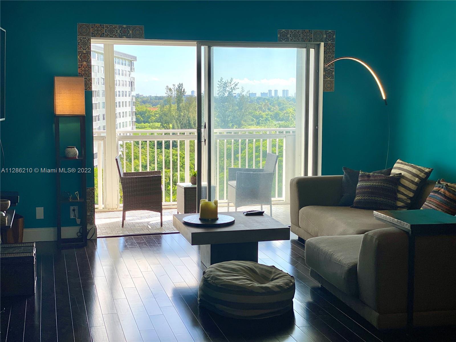 4200 Hillcrest Dr Unit: 914