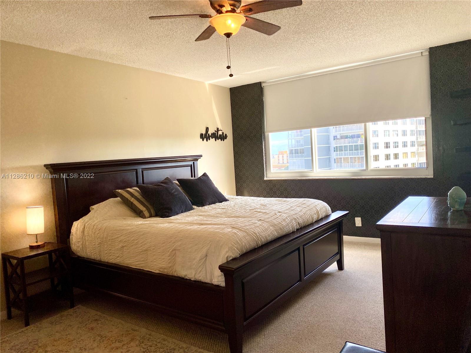 4200 Hillcrest Dr Unit: 914