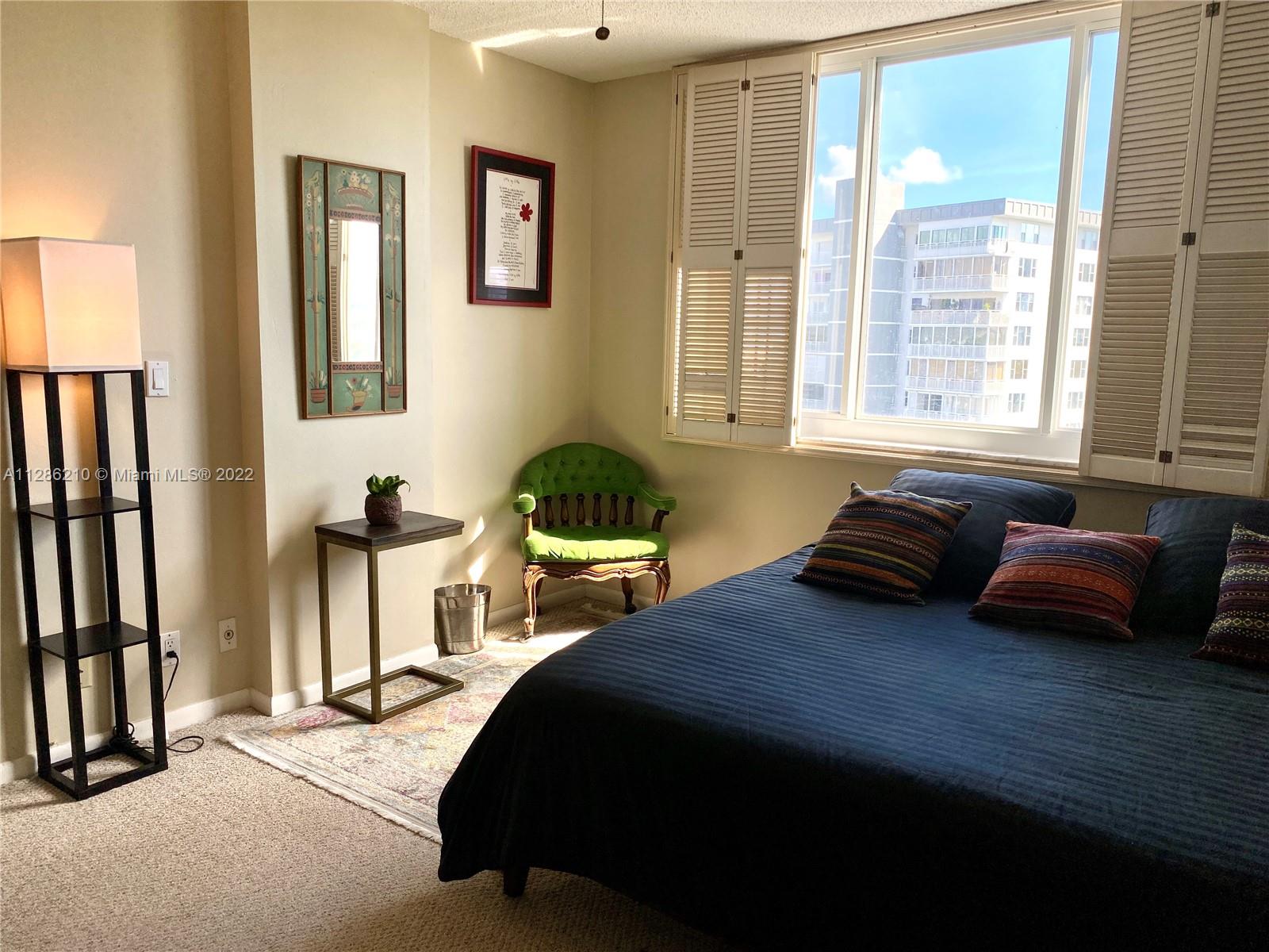 4200 Hillcrest Dr Unit: 914