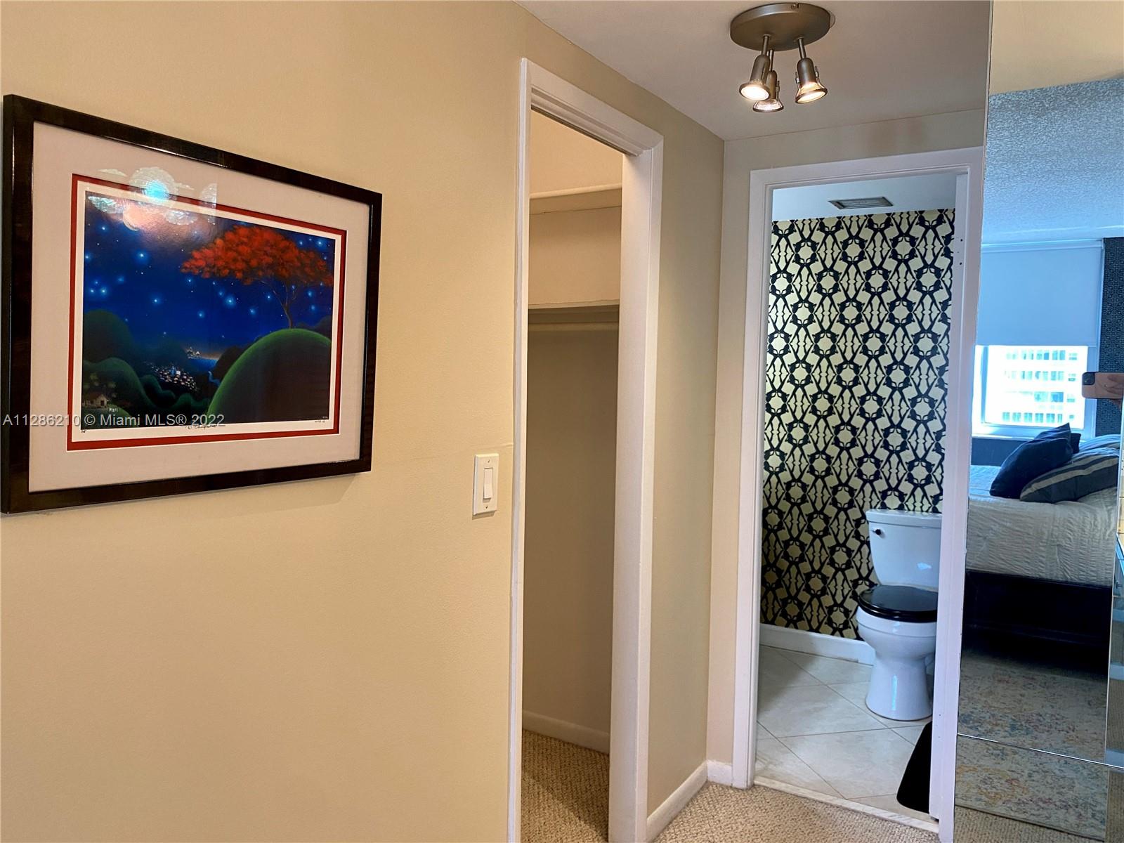 4200 Hillcrest Dr Unit: 914