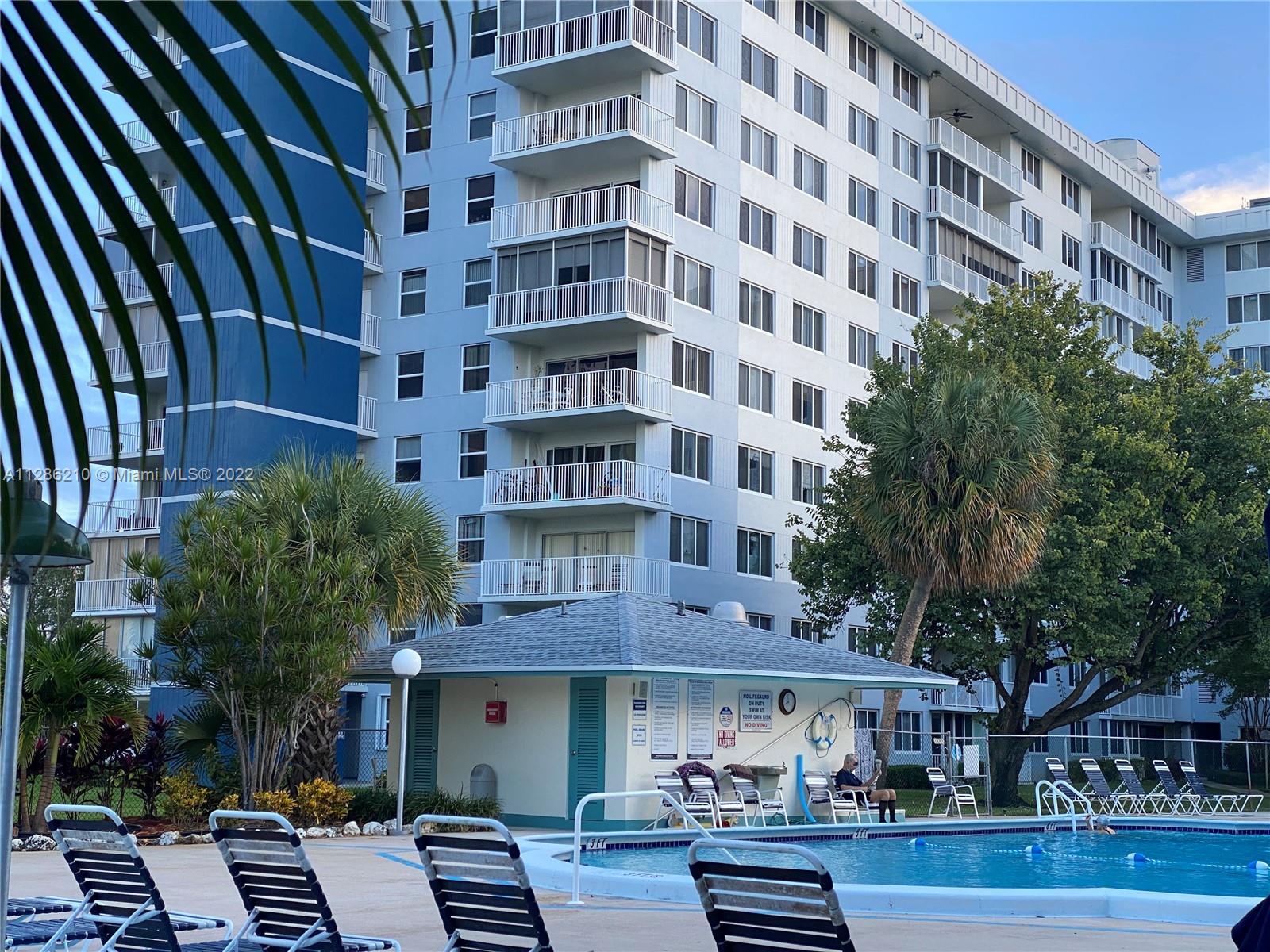 4200 Hillcrest Dr Unit: 914