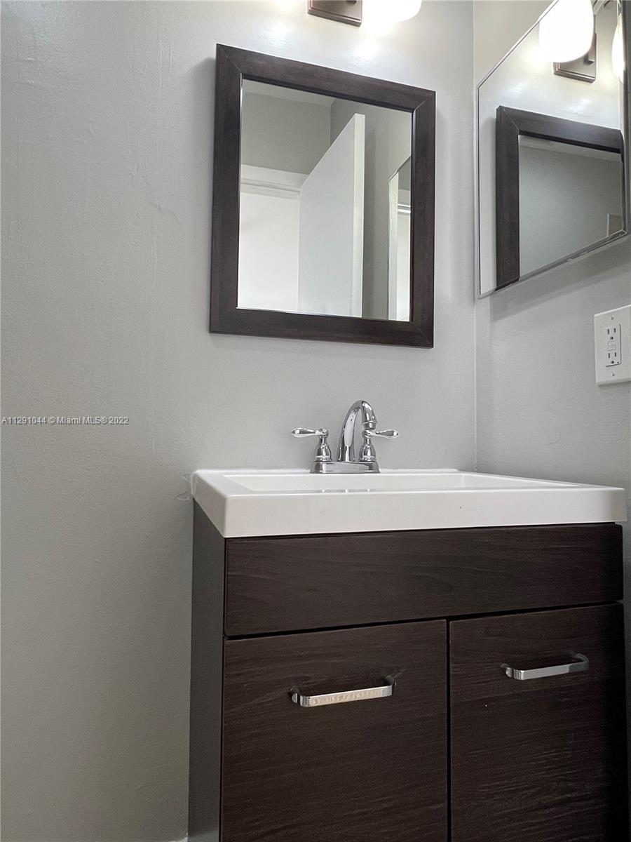 2530 Coral Springs Dr Unit: 2530