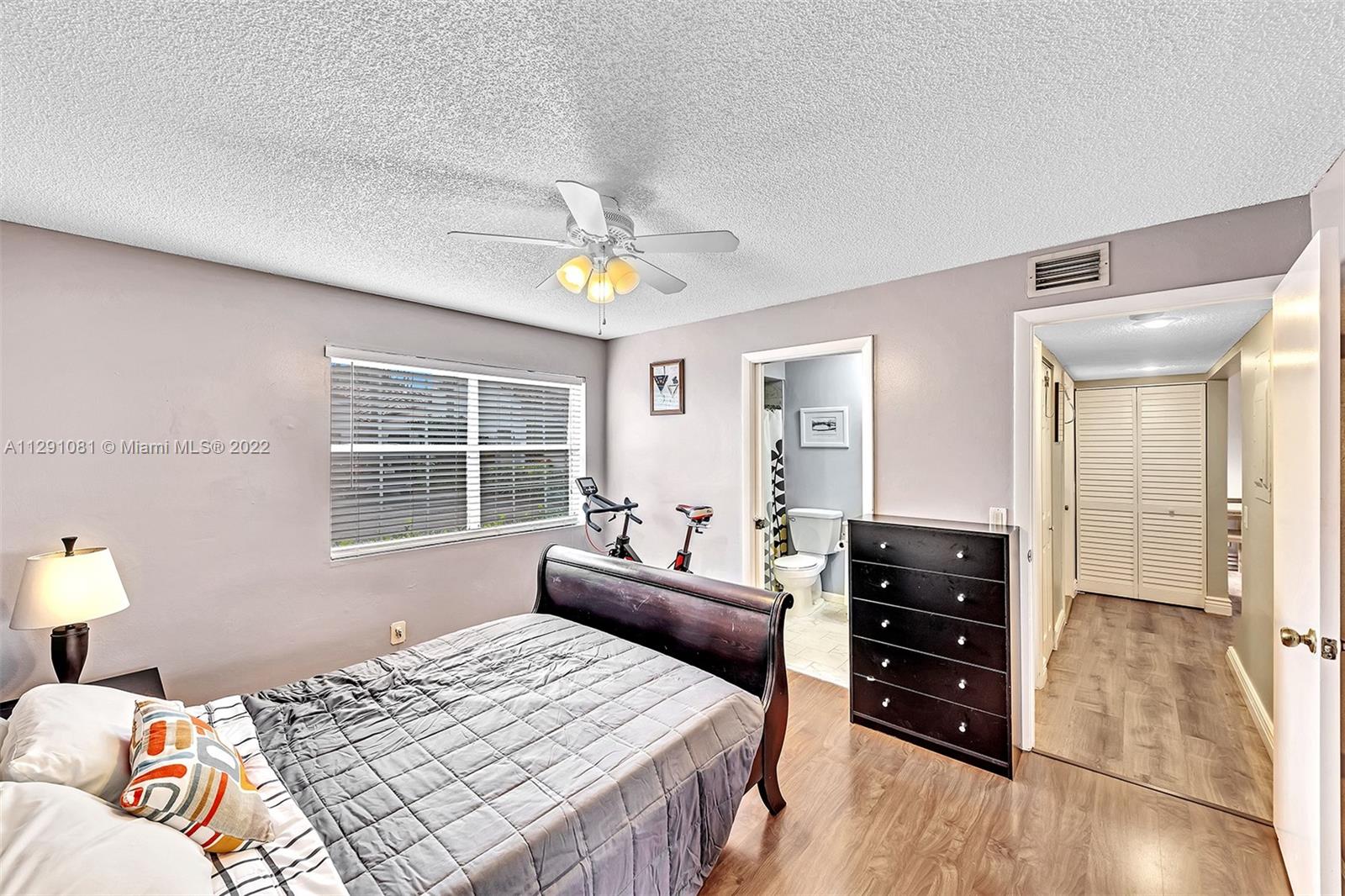 1572 Springside Dr Unit: 1572