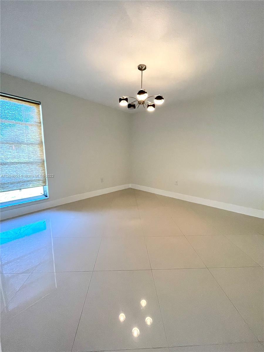 9483 SW 76th St Unit: N2