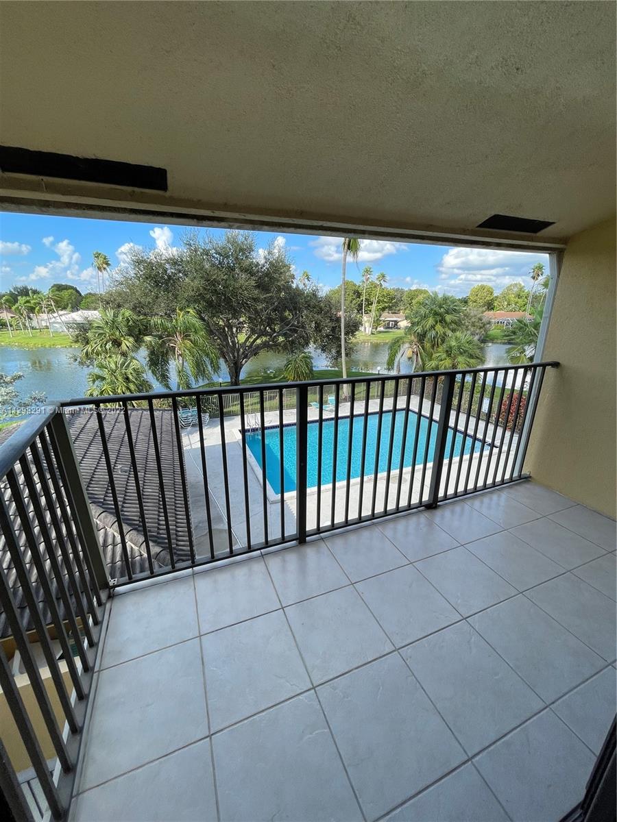 11453 NW 39th Ct Unit: 310-2