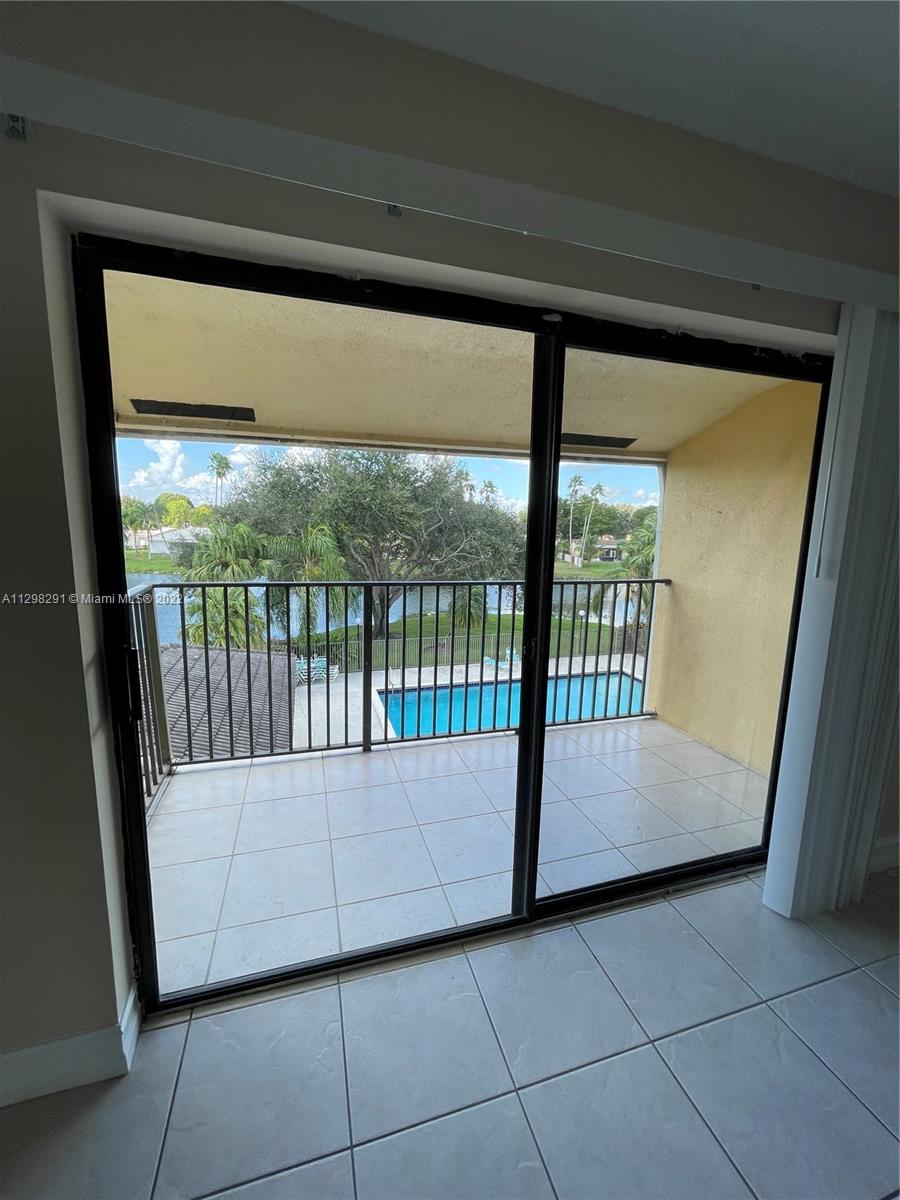 11453 NW 39th Ct Unit: 310-2