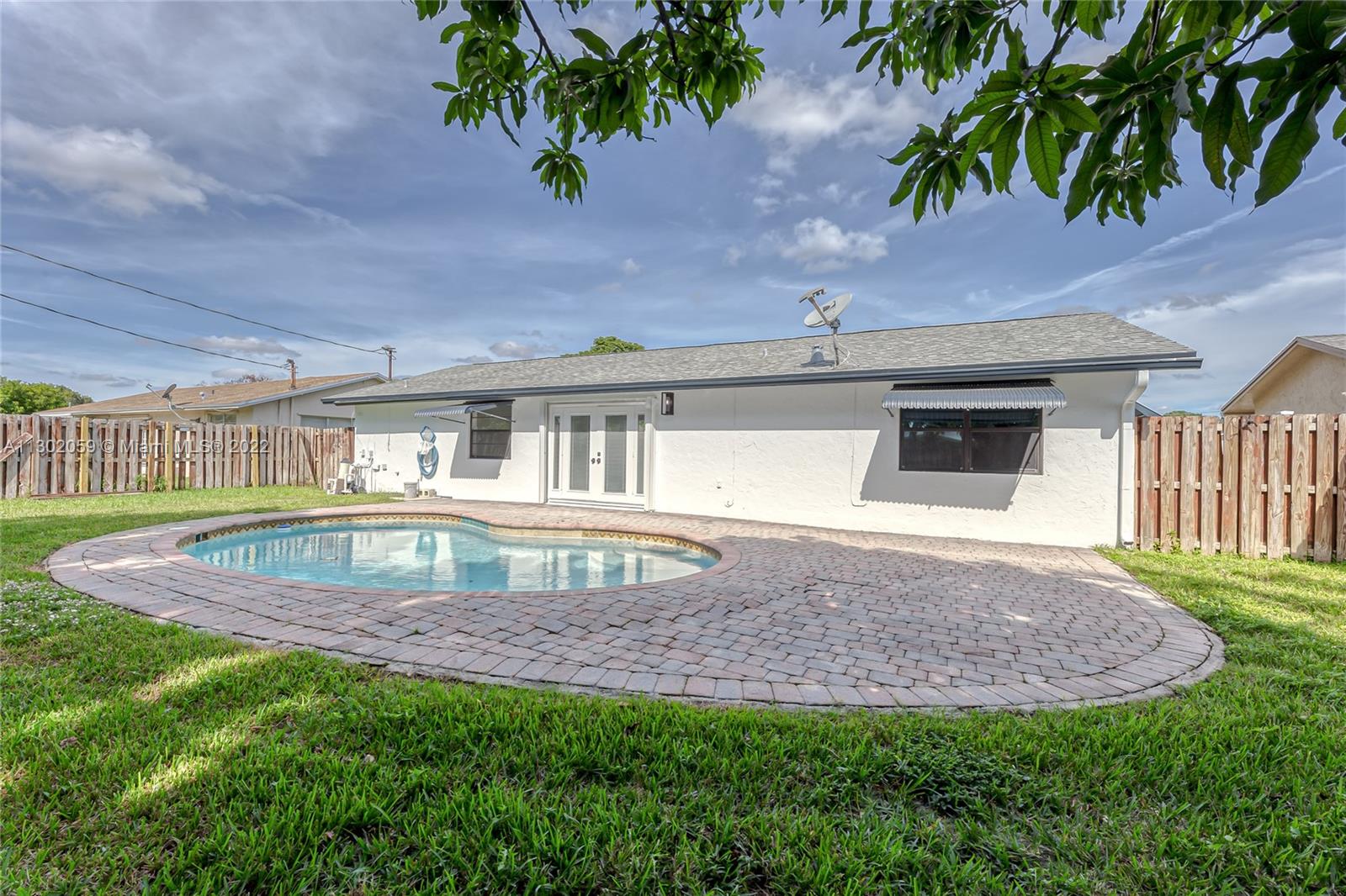8350 NW 45th Ct