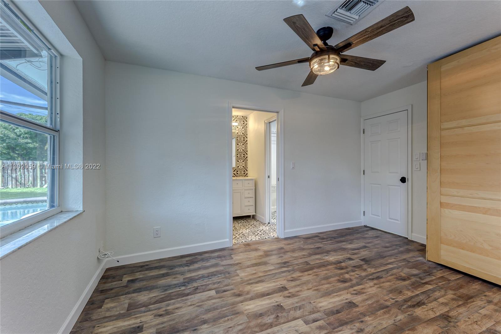 8350 NW 45th Ct
