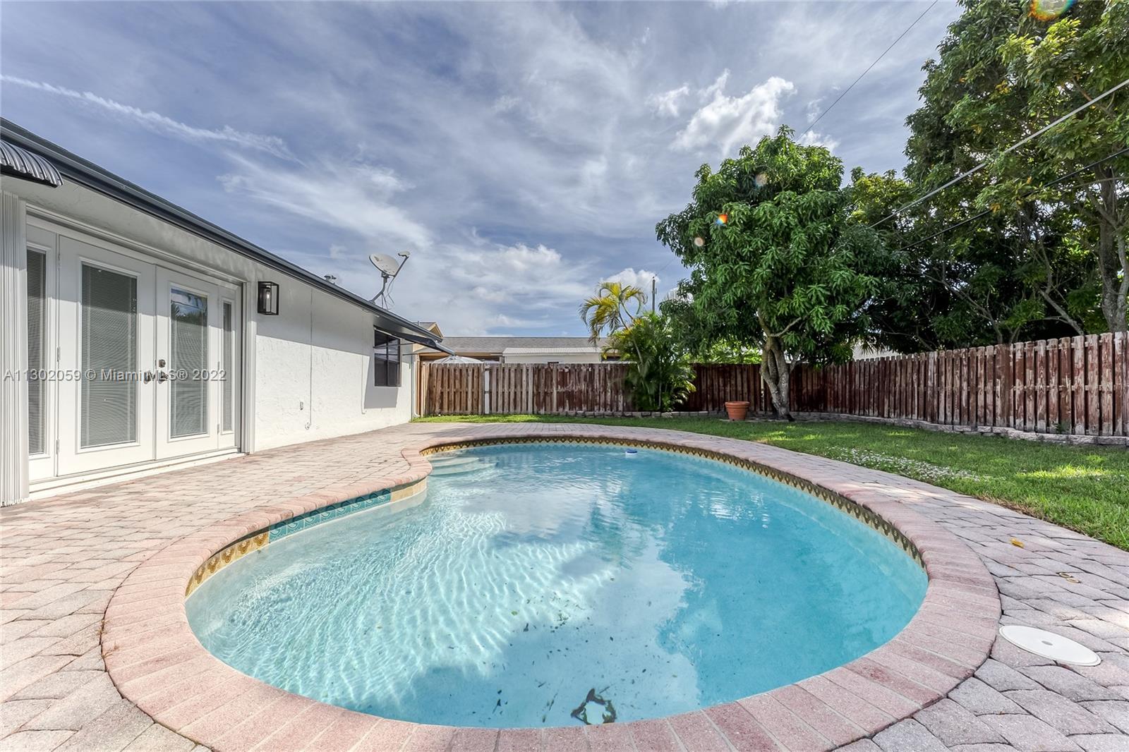 8350 NW 45th Ct
