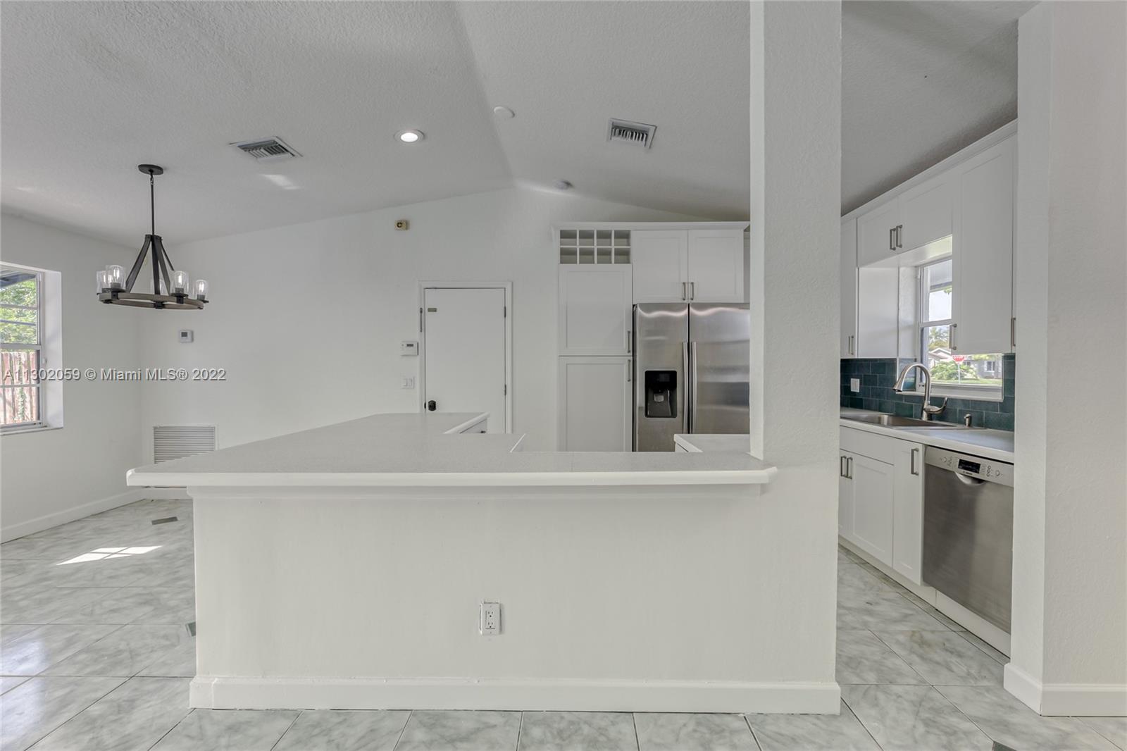 8350 NW 45th Ct