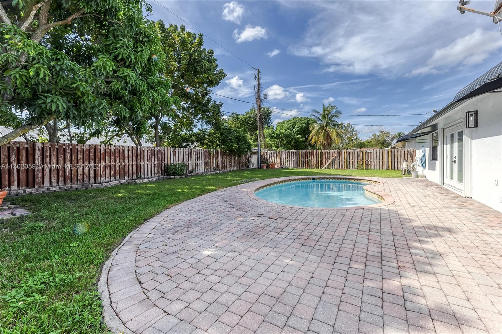 8350 NW 45th Ct