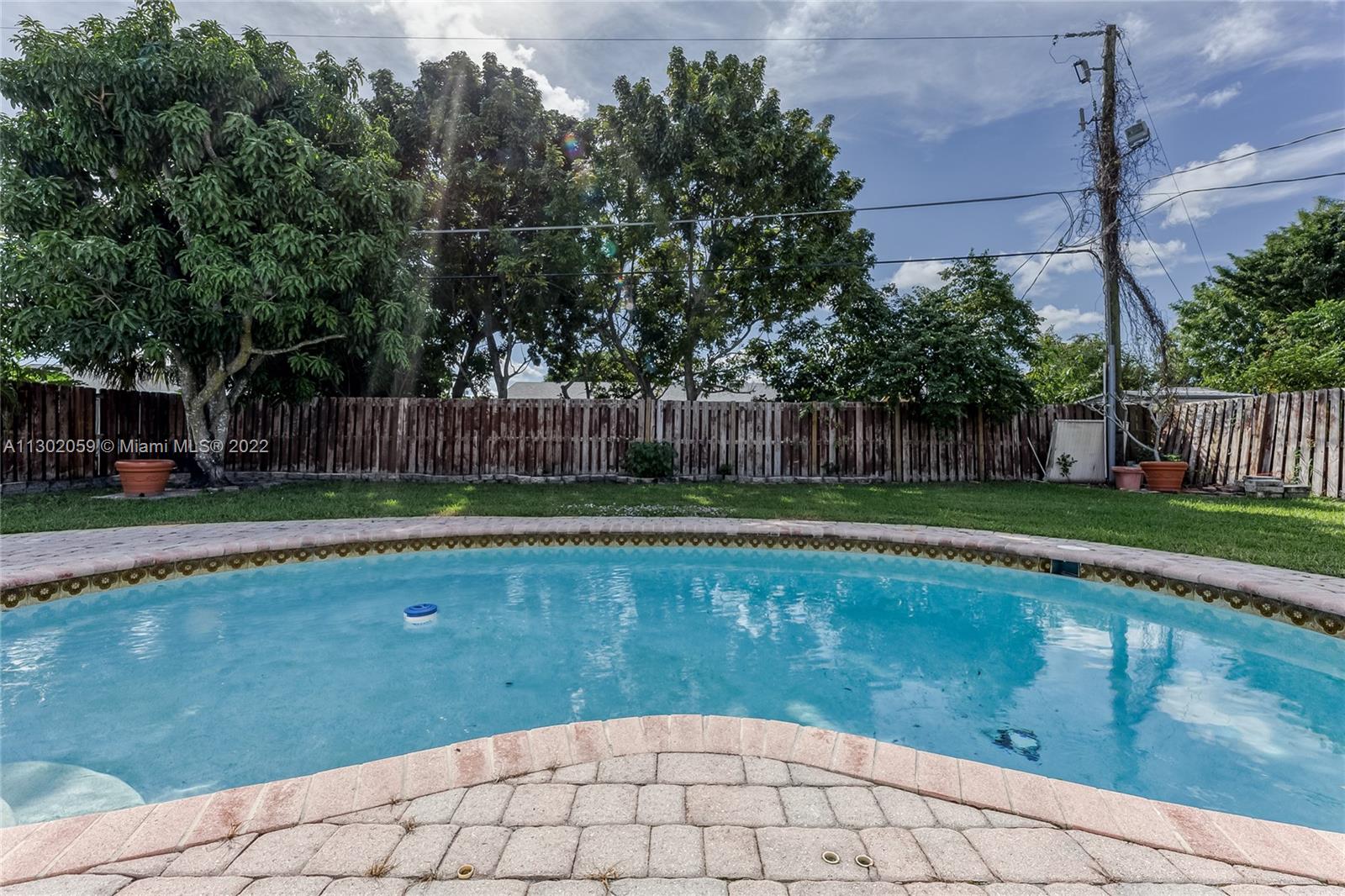 8350 NW 45th Ct