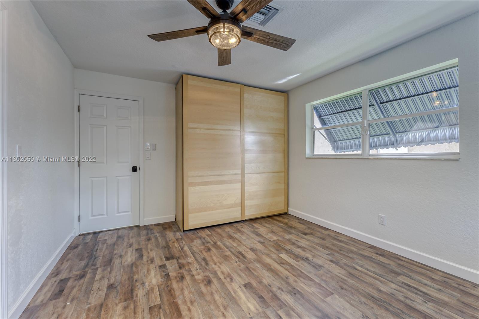 8350 NW 45th Ct