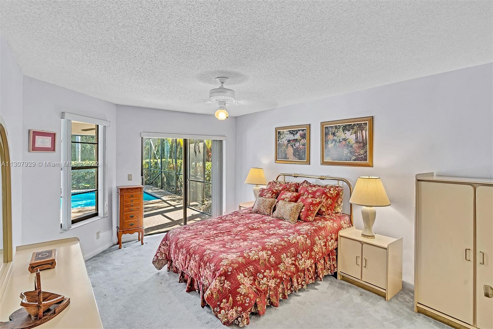 1950 Lake Point Dr