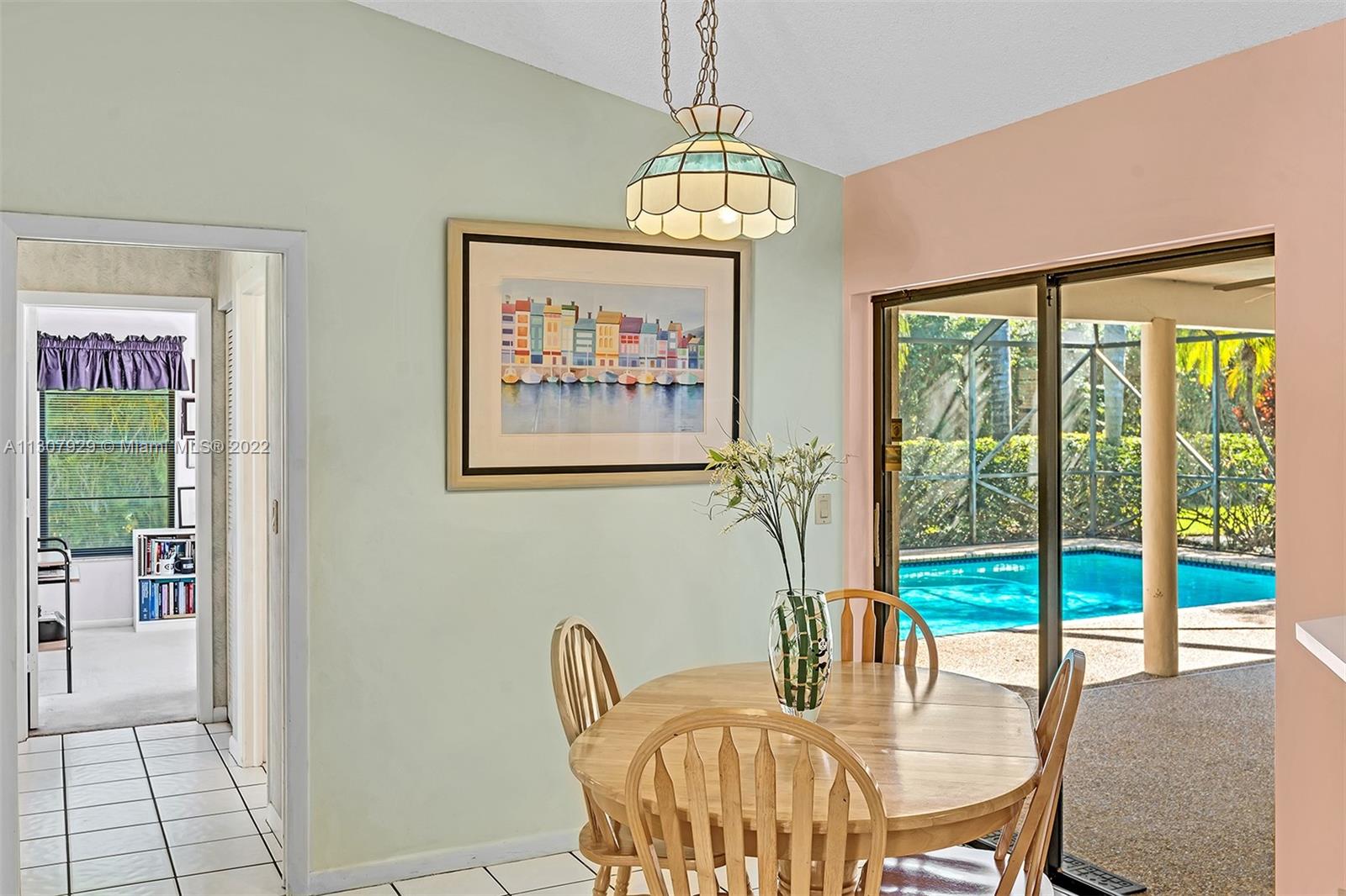 1950 Lake Point Dr