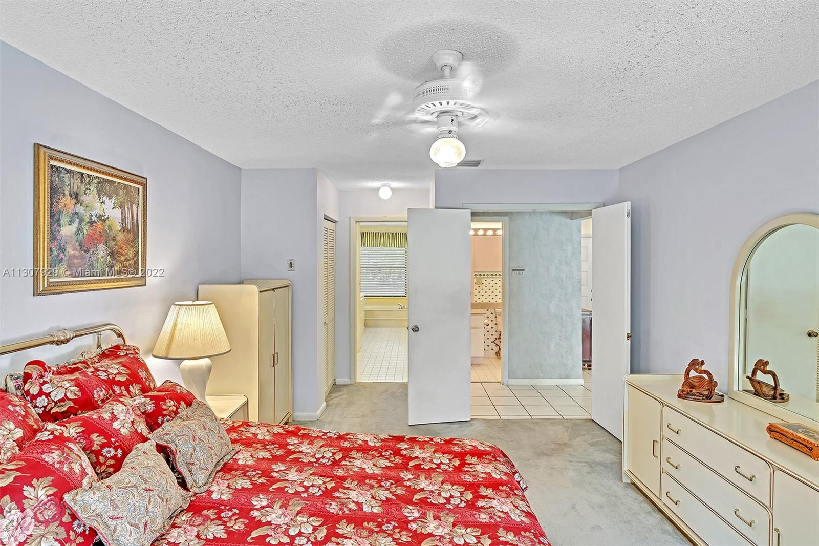 1950 Lake Point Dr