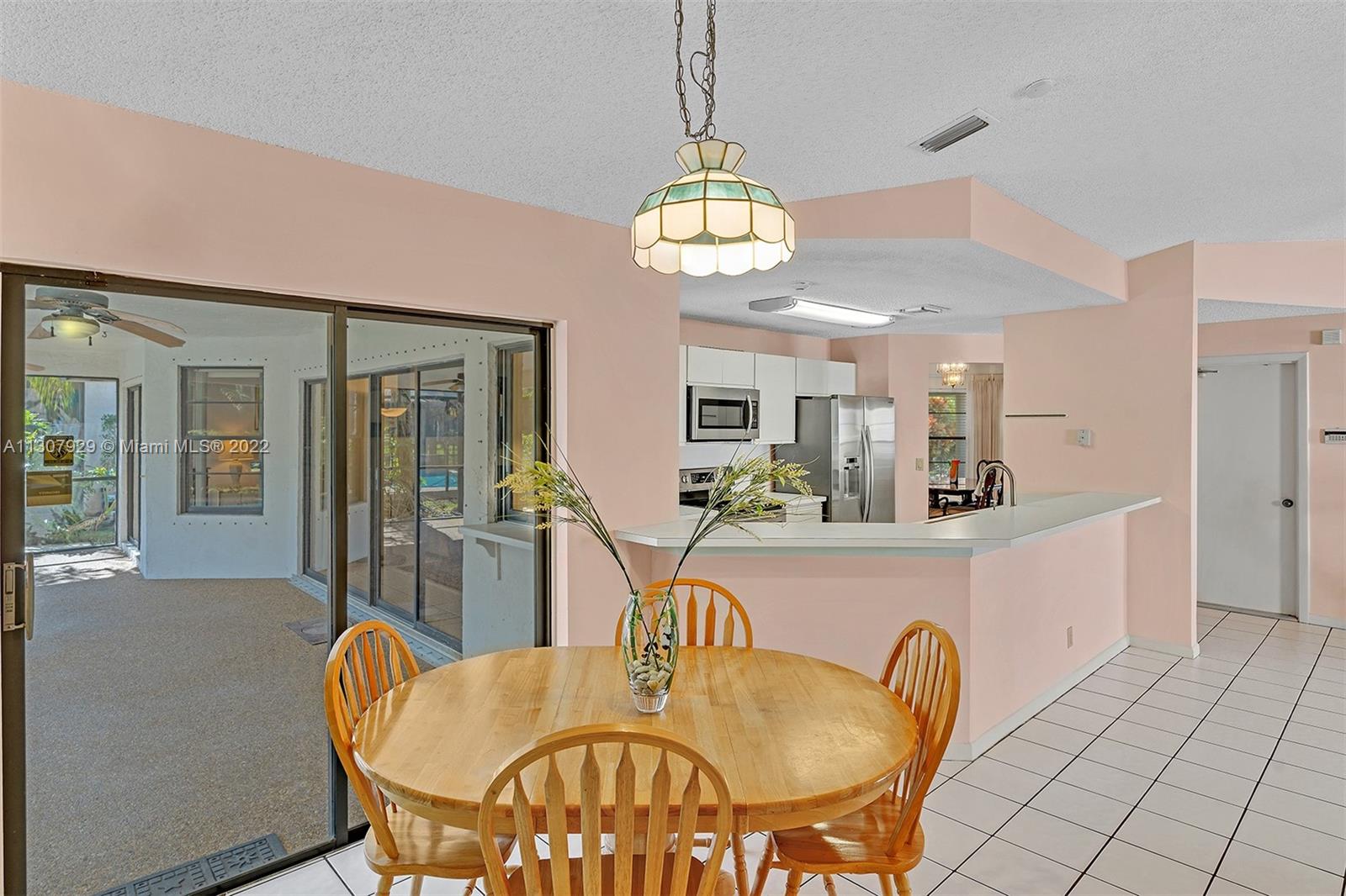 1950 Lake Point Dr