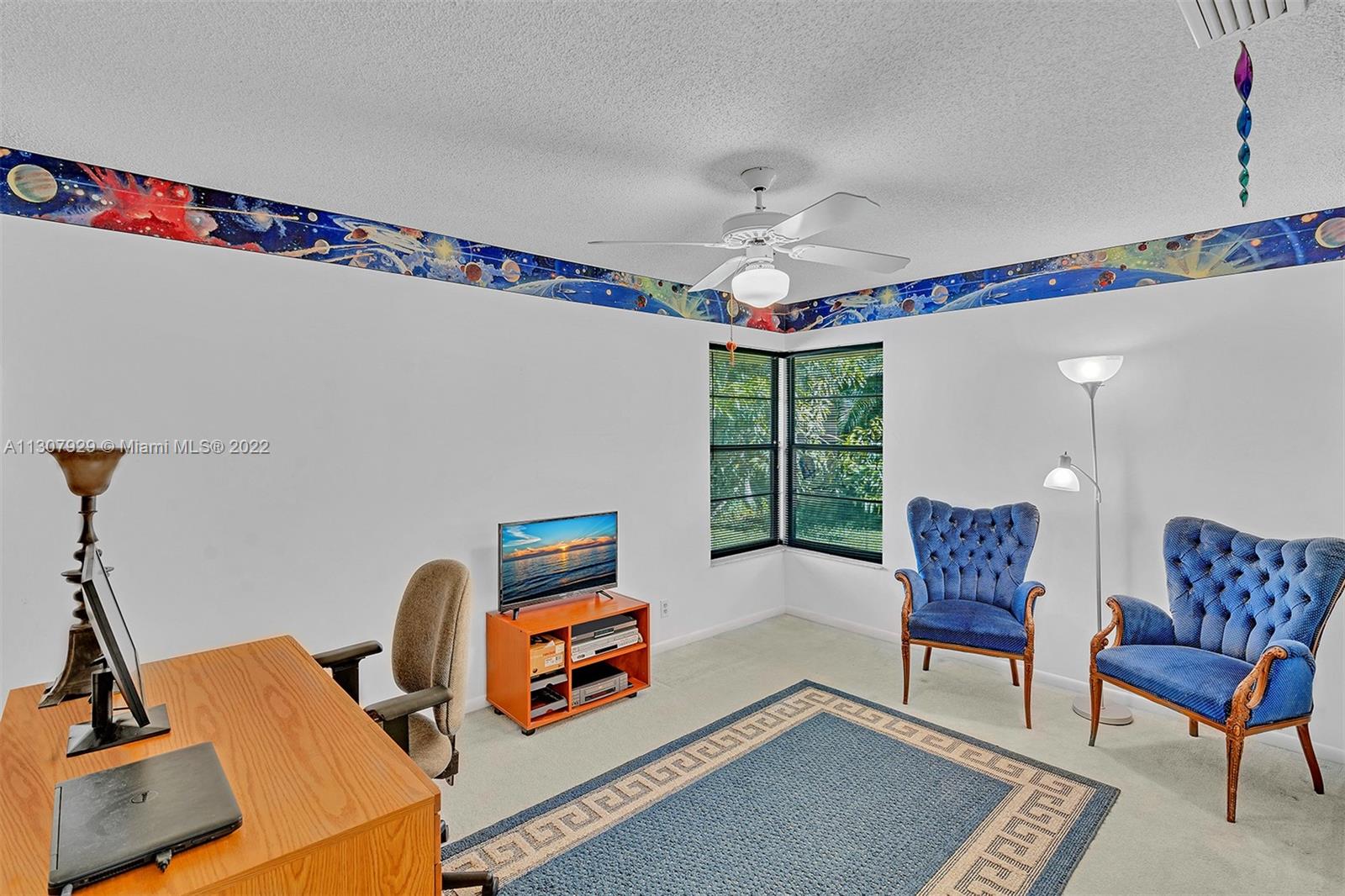 1950 Lake Point Dr