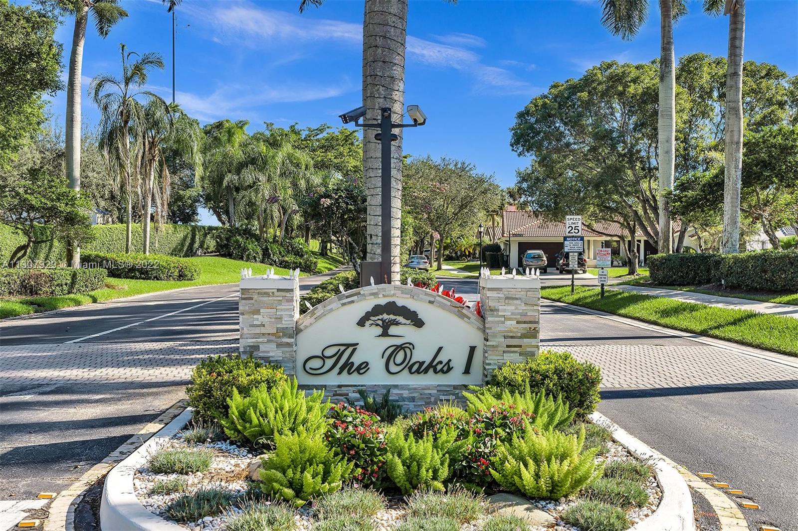 1950 Lake Point Dr