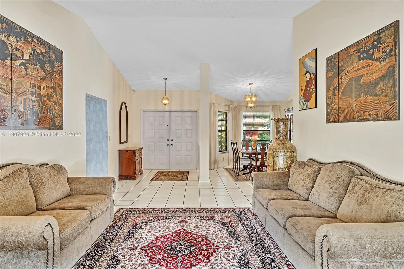 1950 Lake Point Dr