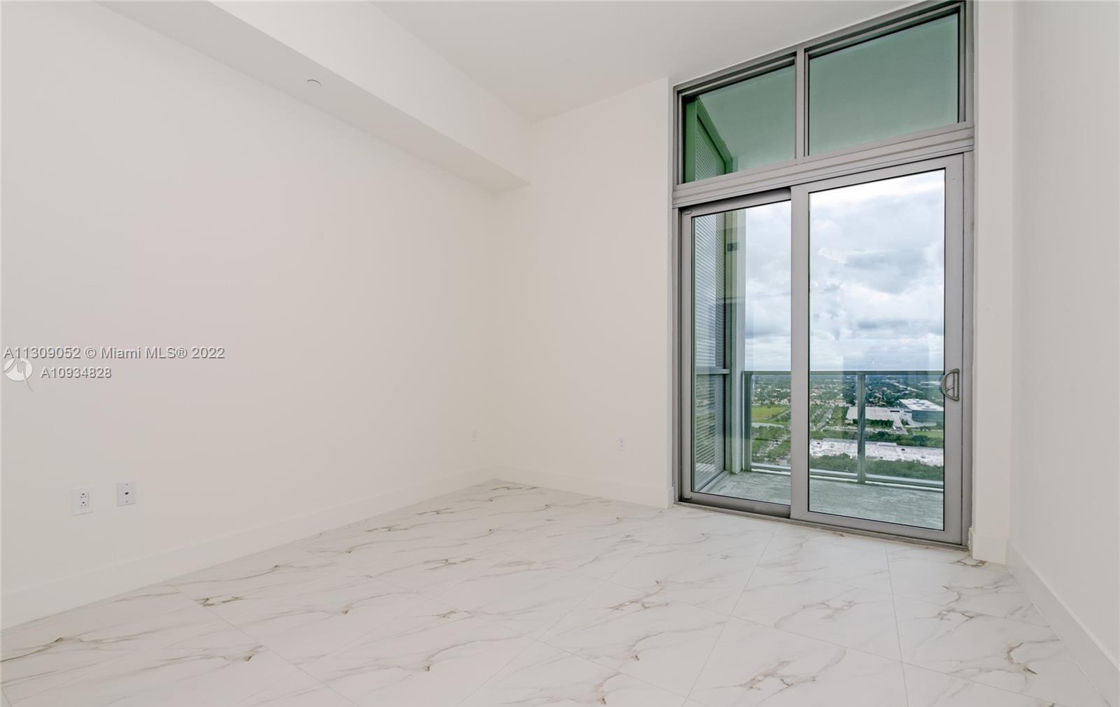 2000 Metropica Way Unit: 2606