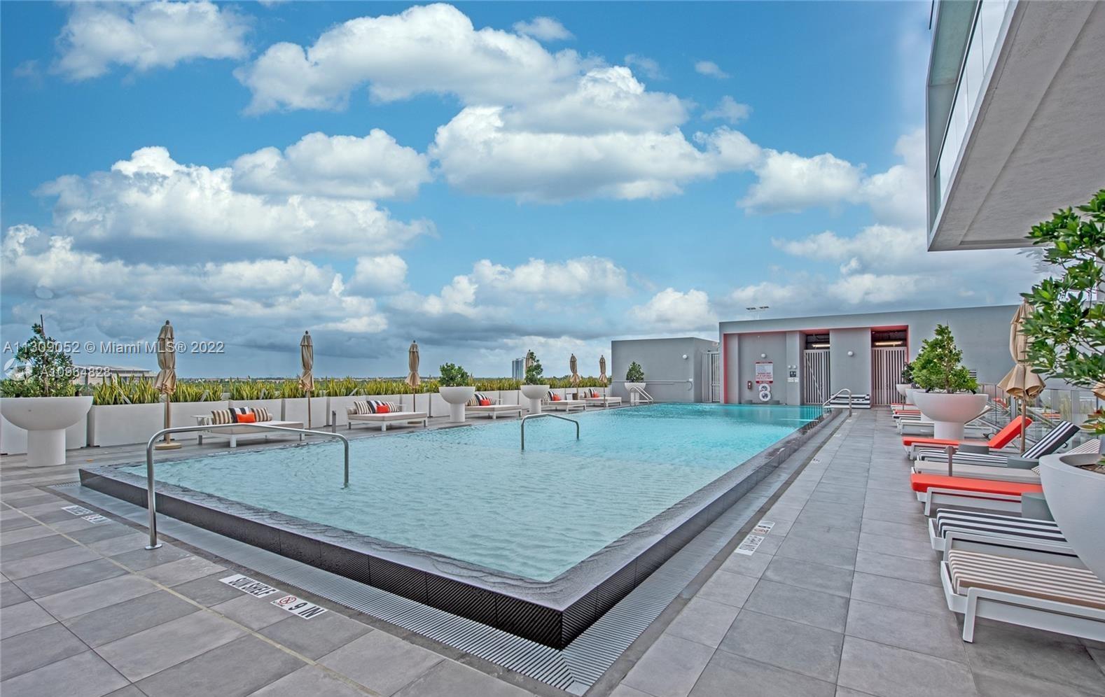 2000 Metropica Way Unit: 2606
