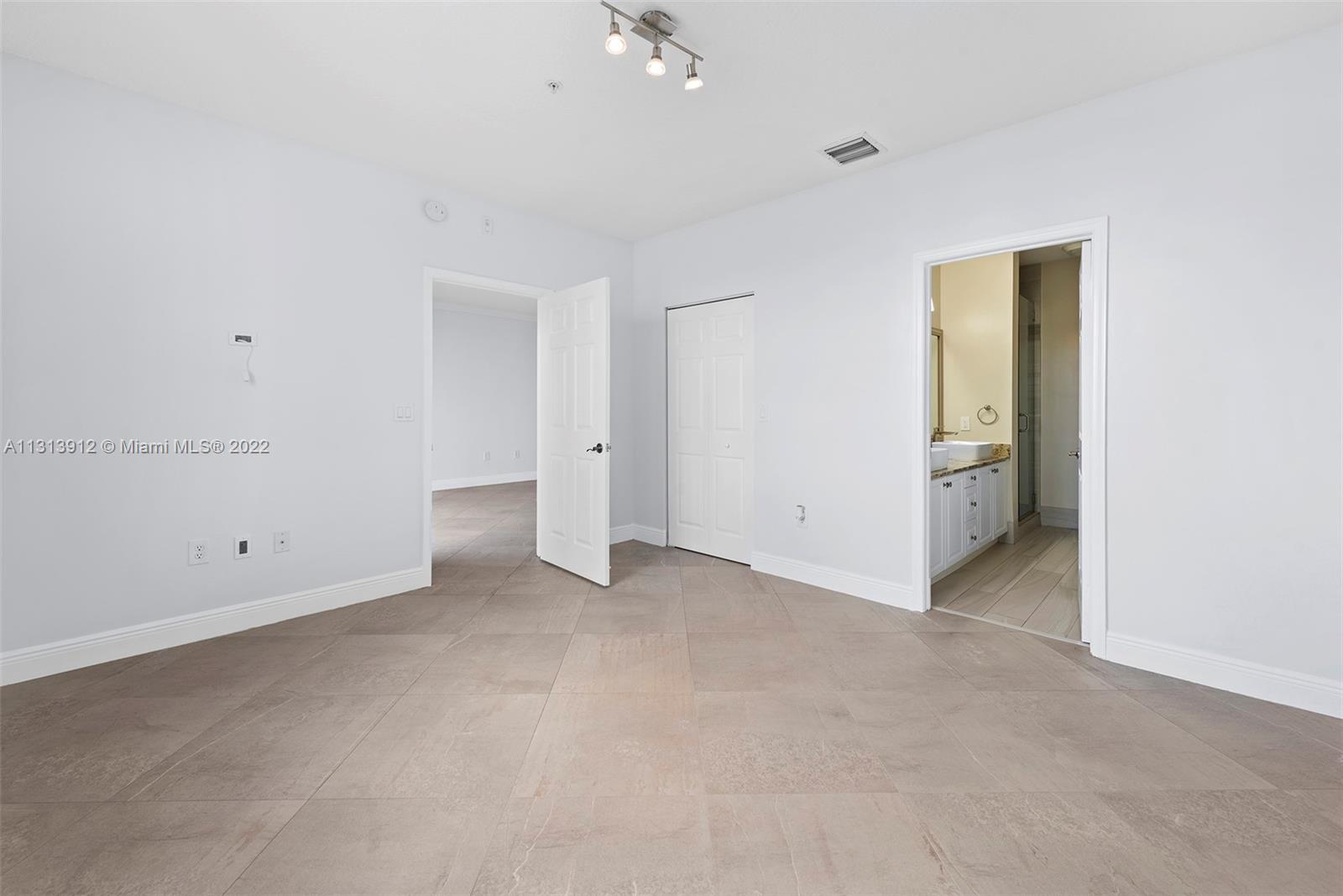 4702 SW 160th Ave Unit: 329