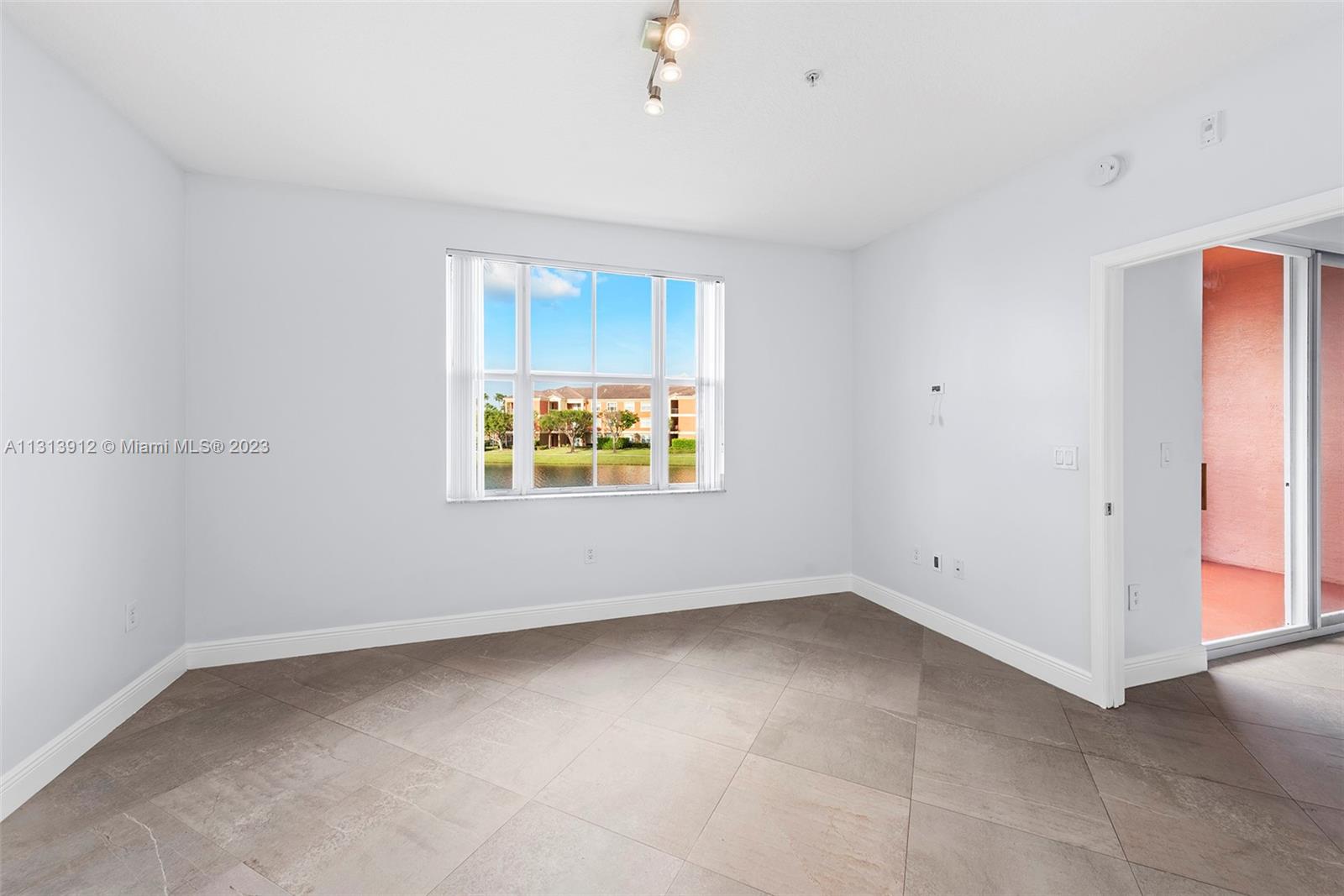 4702 SW 160th Ave Unit: 329