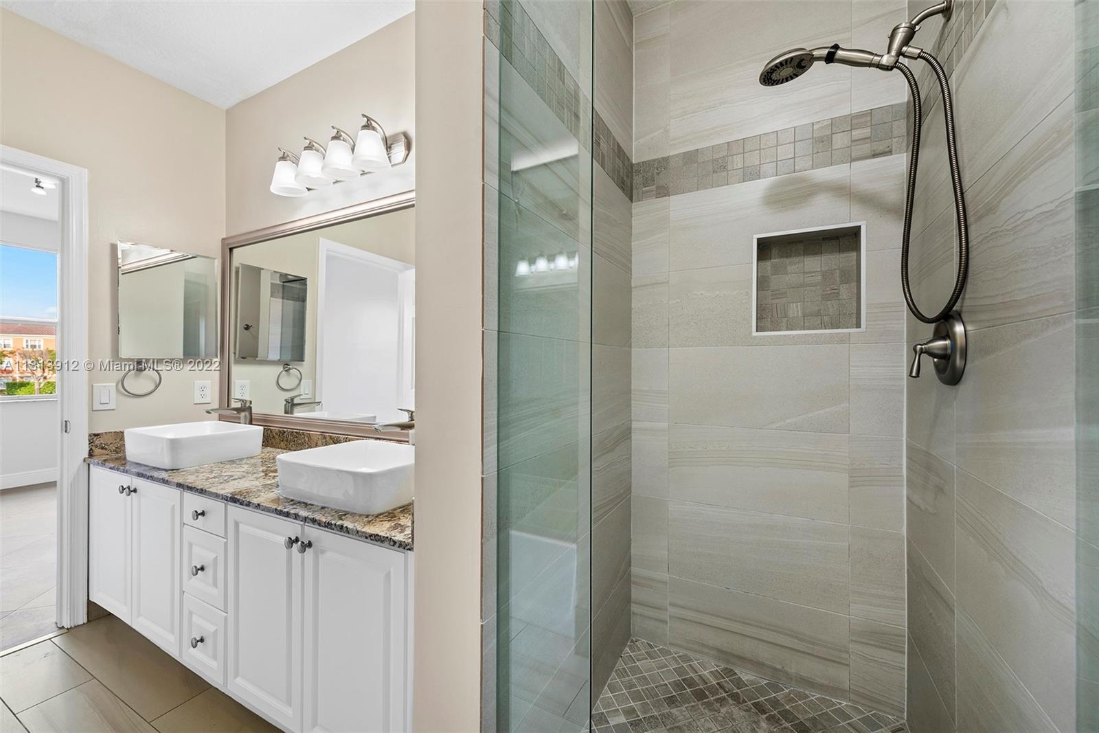 4702 SW 160th Ave Unit: 329