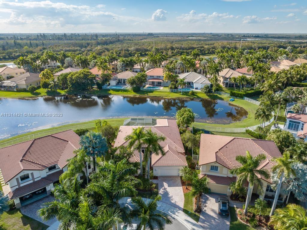 2437 Deer Creek Rd