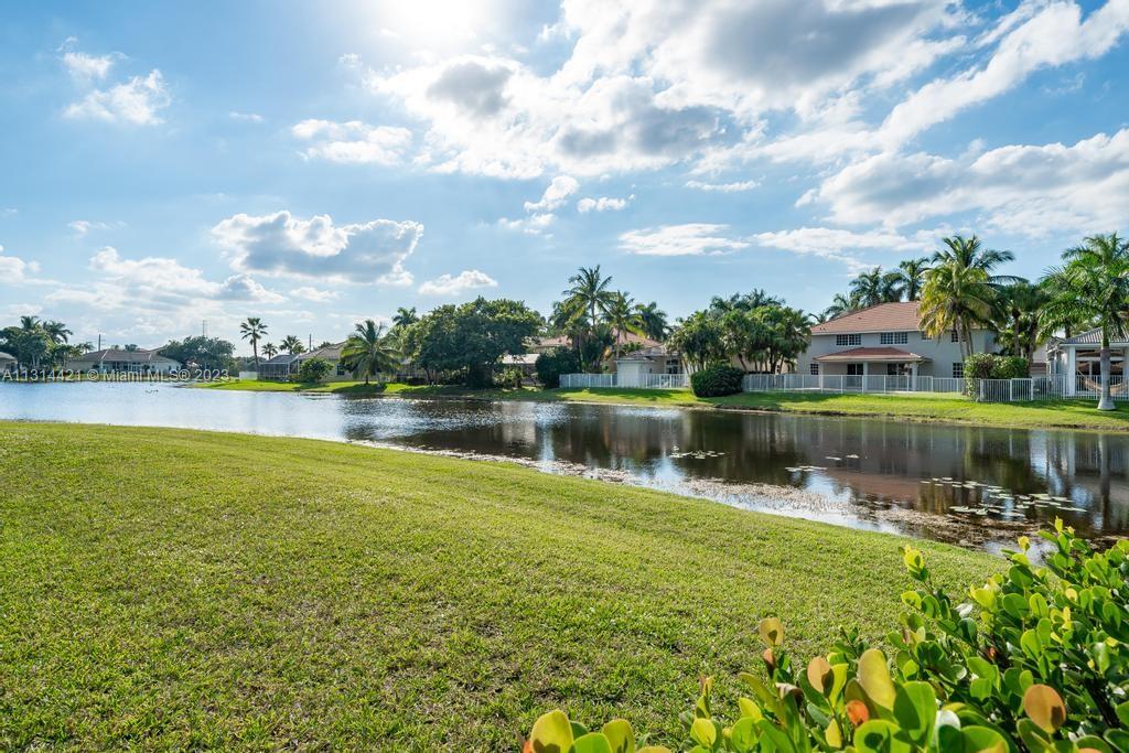 2437 Deer Creek Rd