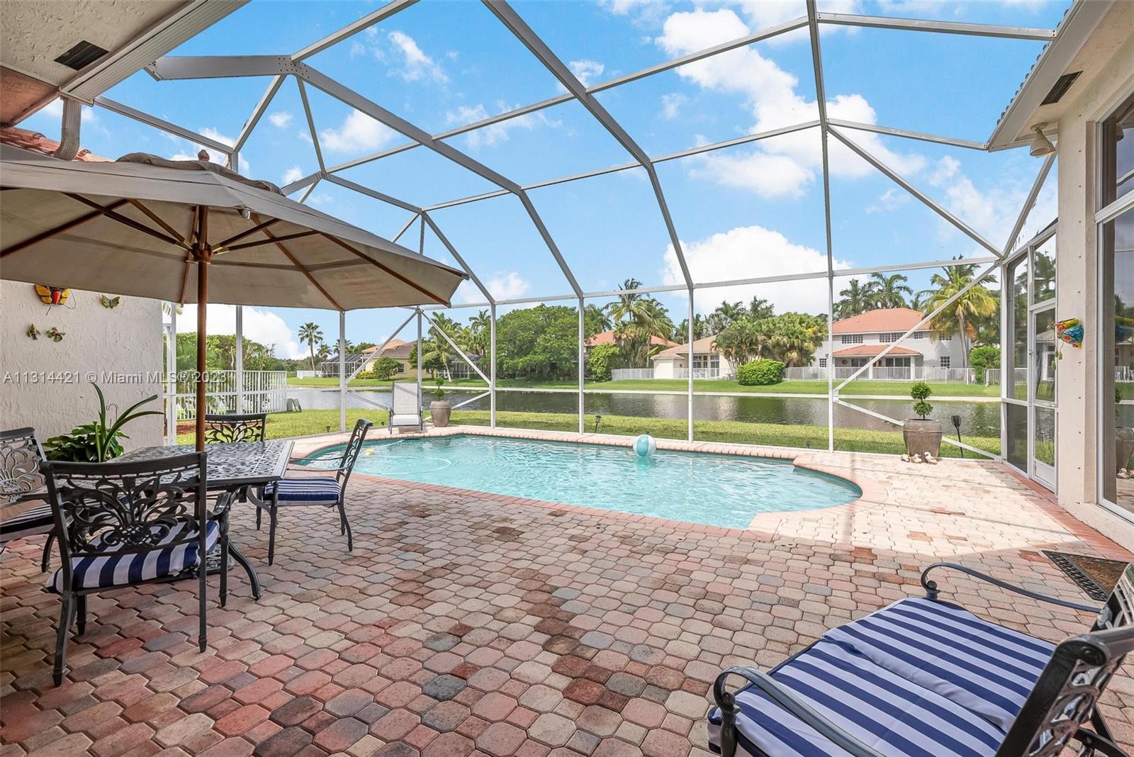2437 Deer Creek Rd
